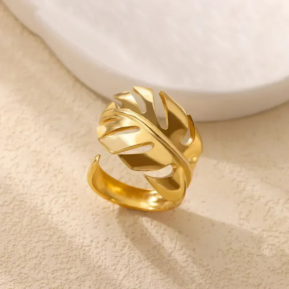 18K Gold Statement Ring